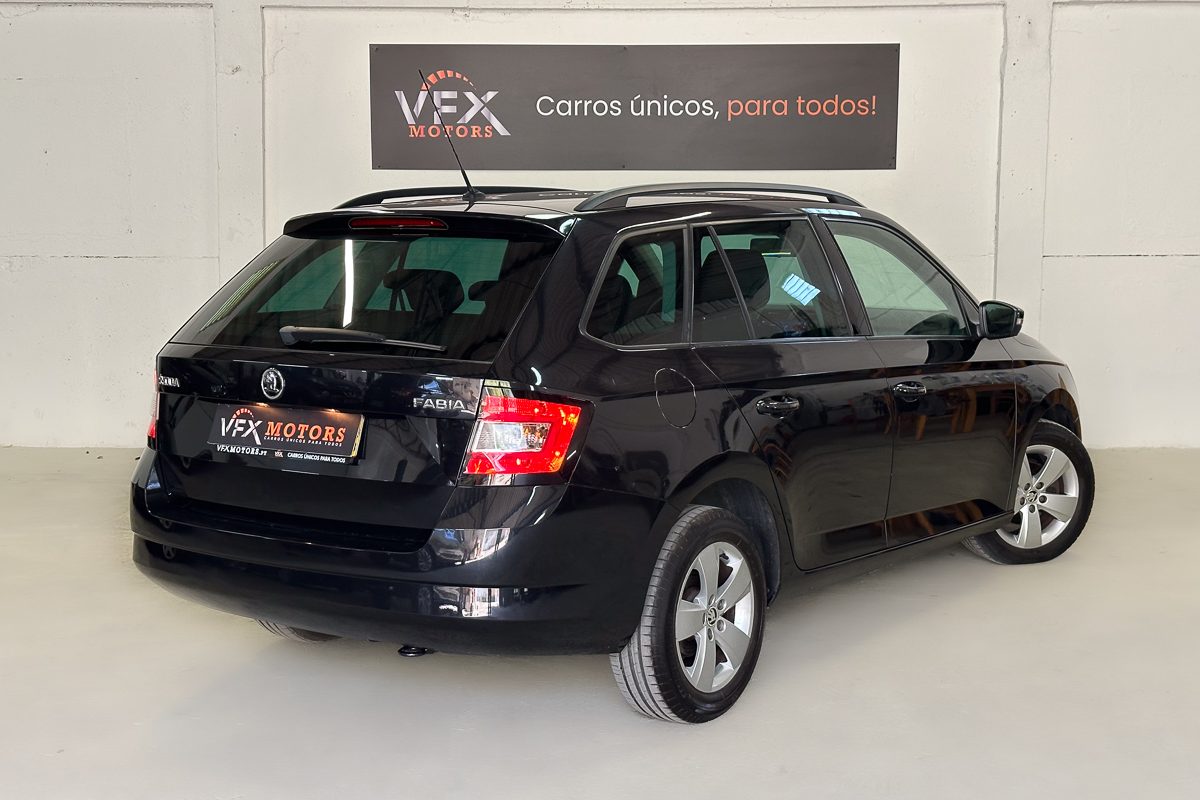 Skoda Fabia 77-RD-57-31