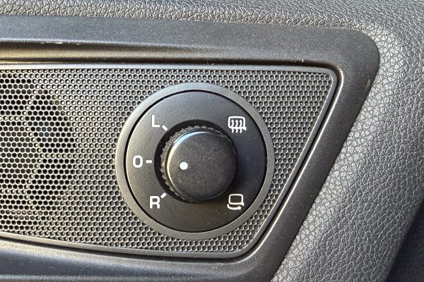 Skoda Octavia 86-LA-09-23