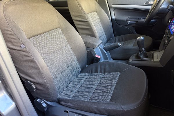 Skoda Octavia 86-LA-09-4