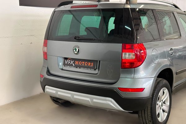 Skoda Yeti 89-JU-98-16