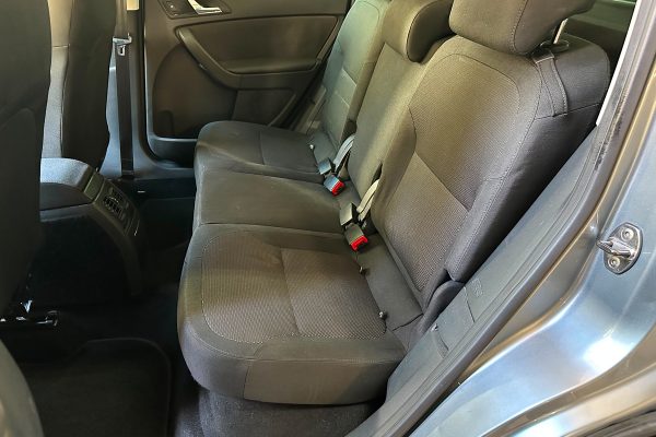 Skoda Yeti 89-JU-98-8