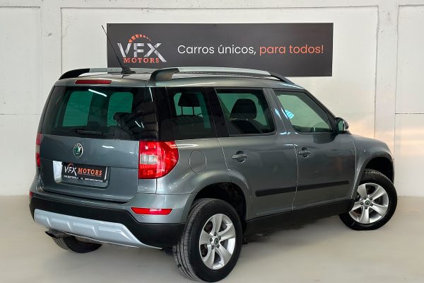 Skoda Yeti 89-JU-98-9