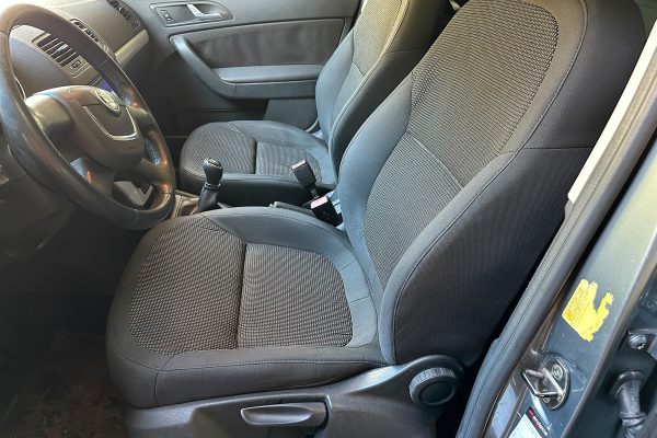 Skoda Yeti 89-JU-98