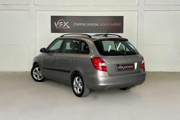 Skoda fabia 23-JJ-68-12