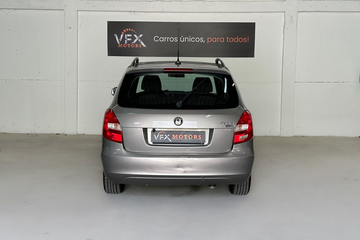 Skoda fabia 23-JJ-68-14