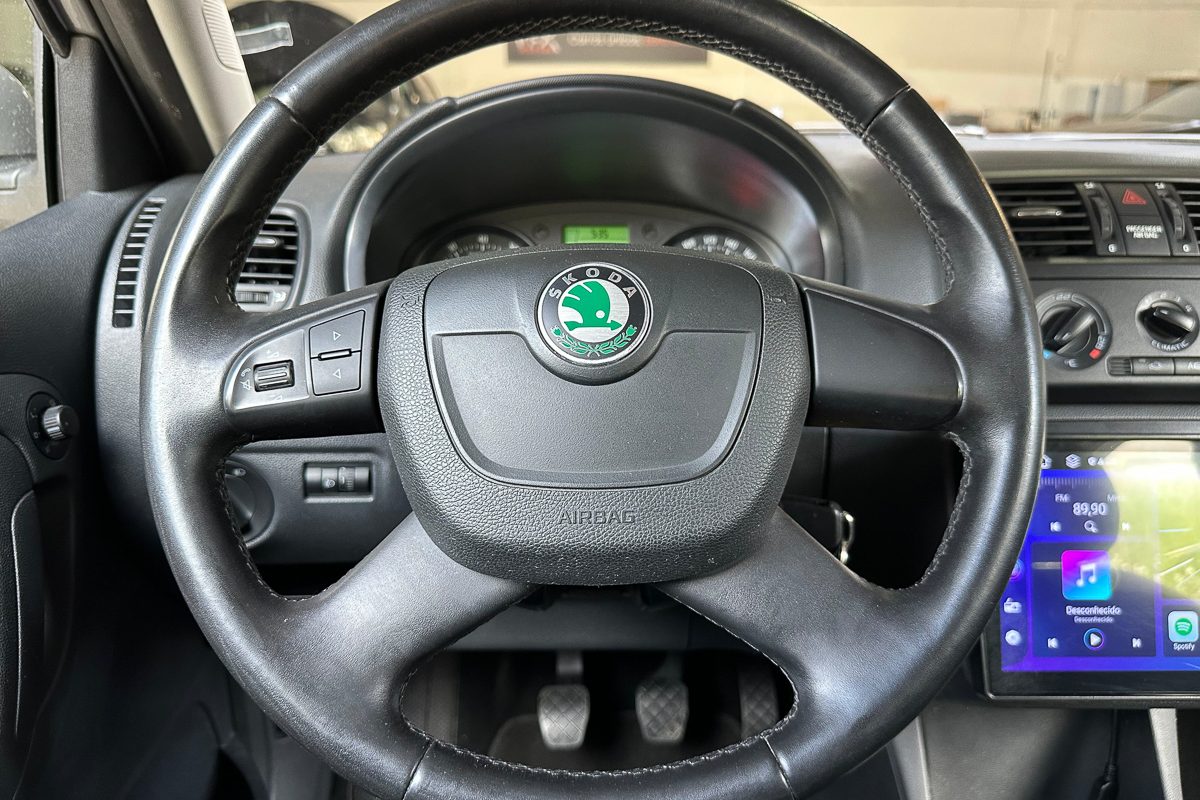 Skoda fabia 23-JJ-68-21