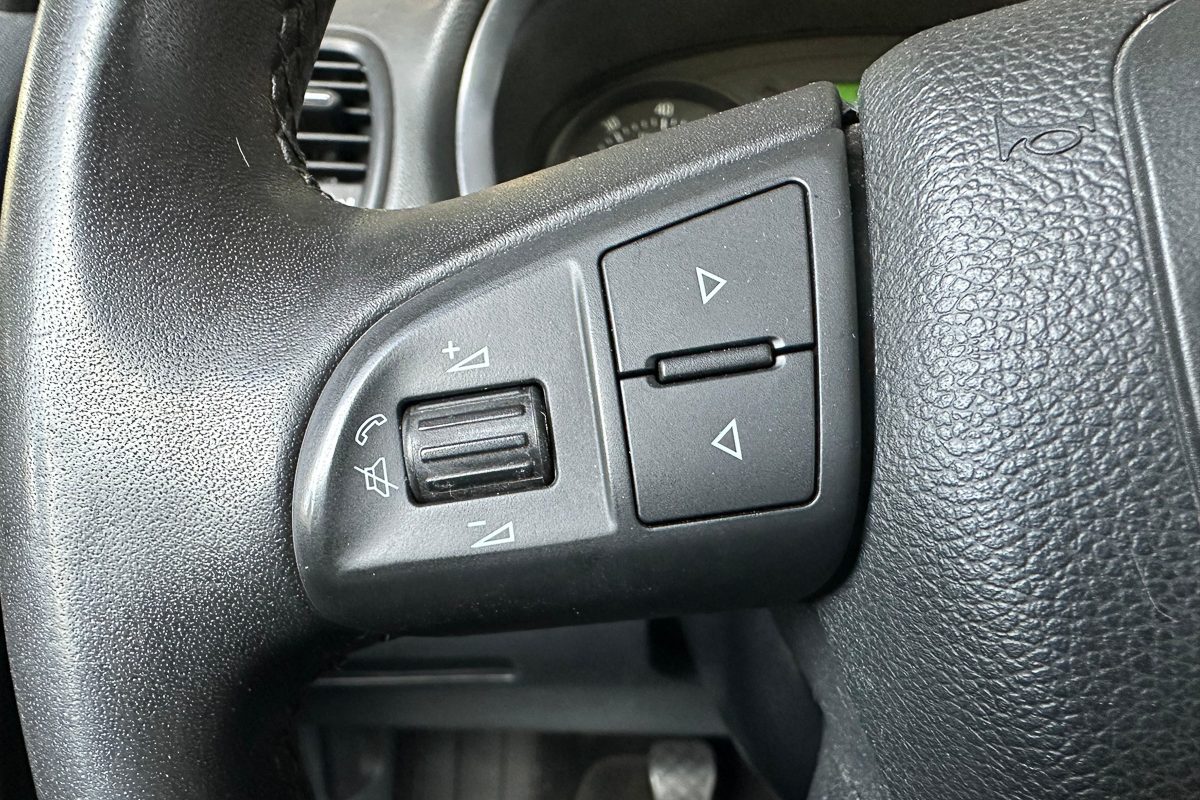 Skoda fabia 23-JJ-68-22