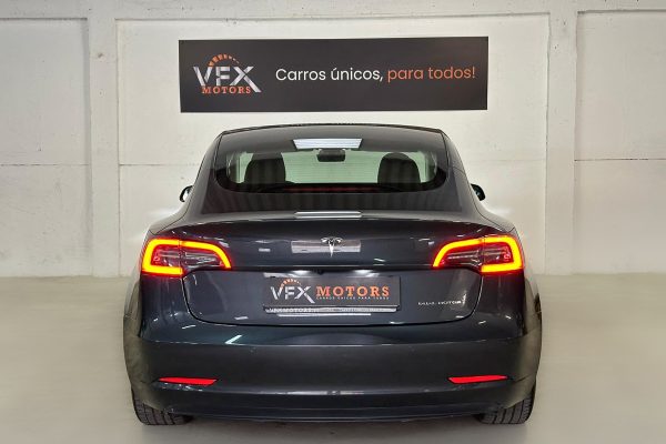 TESLA MODEL 3 LONG RANGE-13