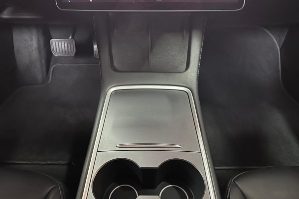 TESLA MODEL 3 LONG RANGE-14