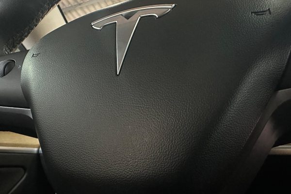 TESLA MODEL 3 LONG RANGE-21