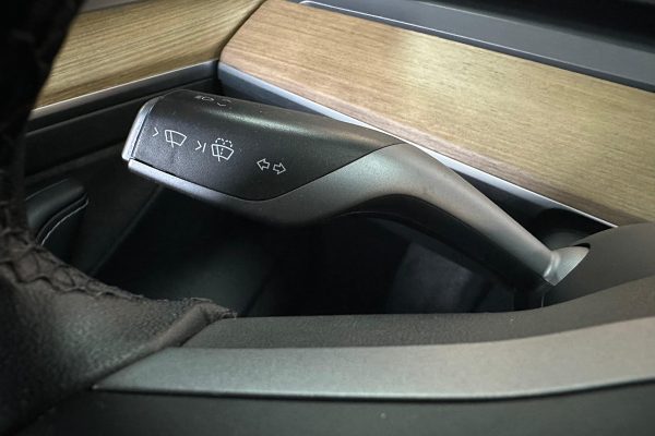 TESLA MODEL 3 LONG RANGE-22
