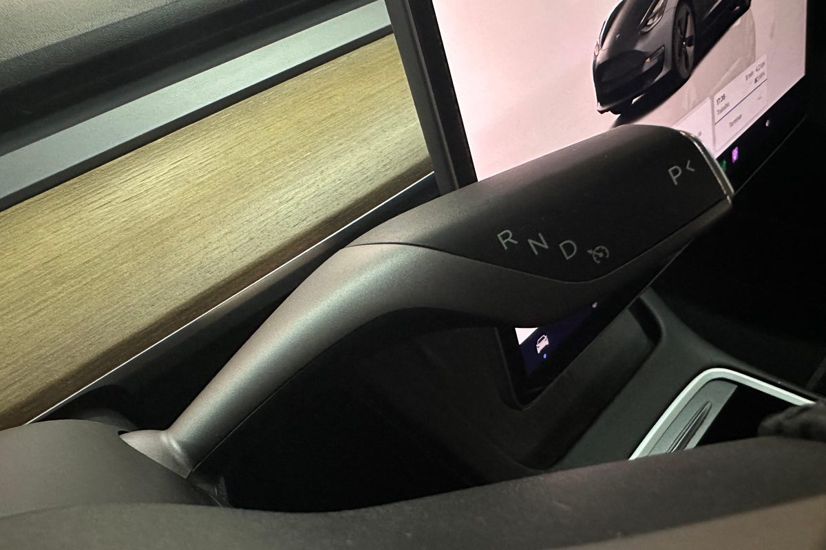 TESLA MODEL 3 LONG RANGE-23