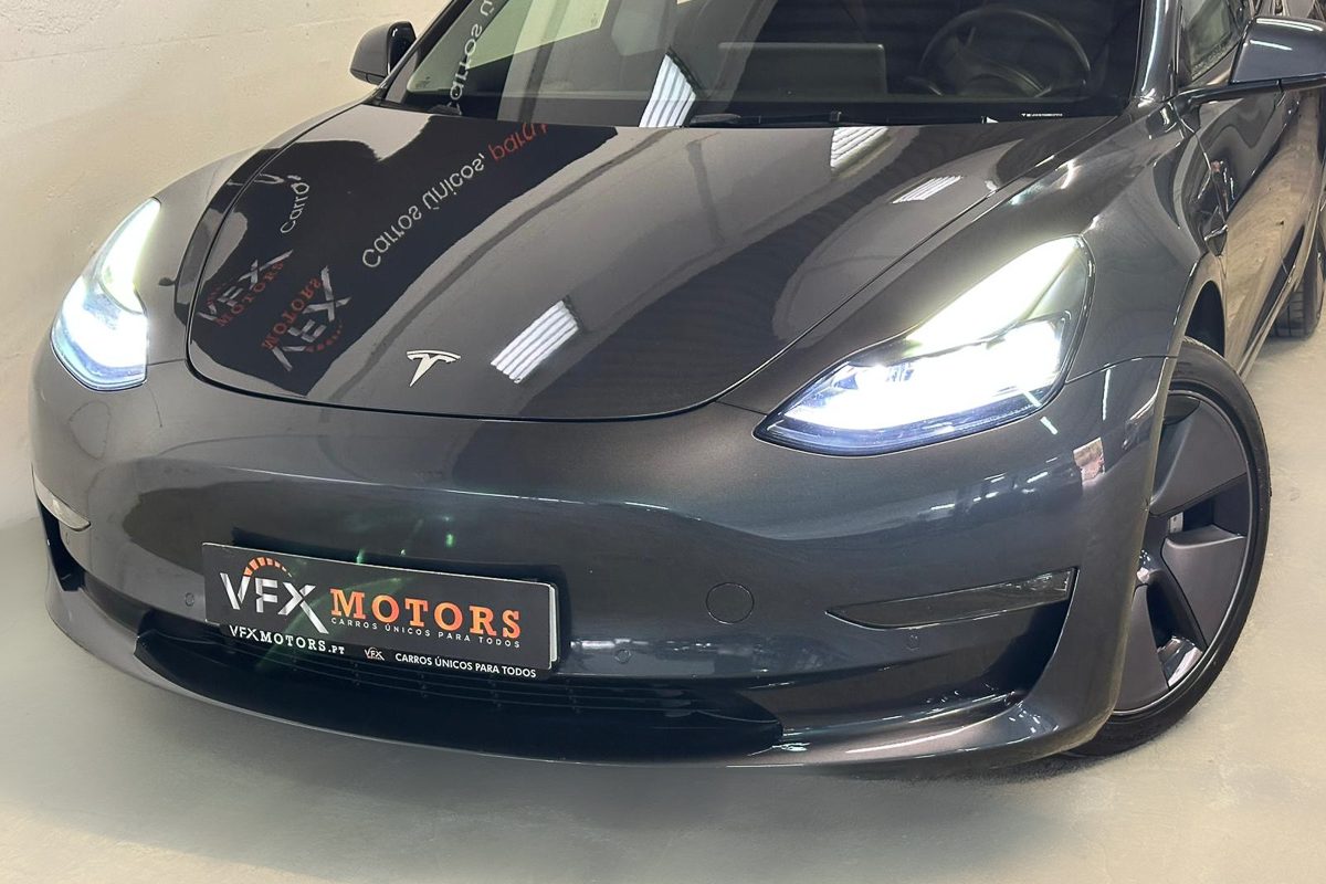 TESLA MODEL 3 LONG RANGE-3