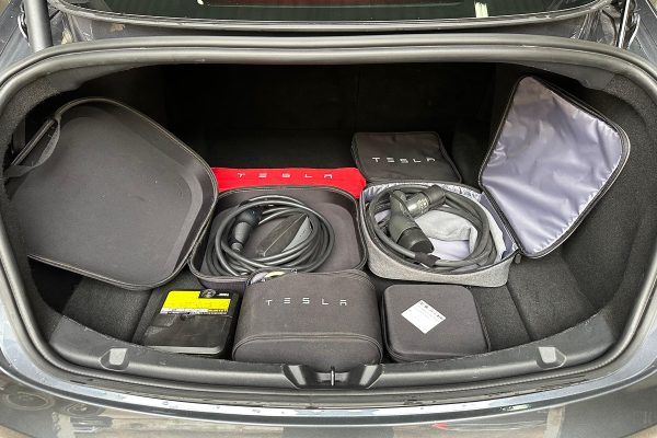 TESLA MODEL 3 LONG RANGE-30