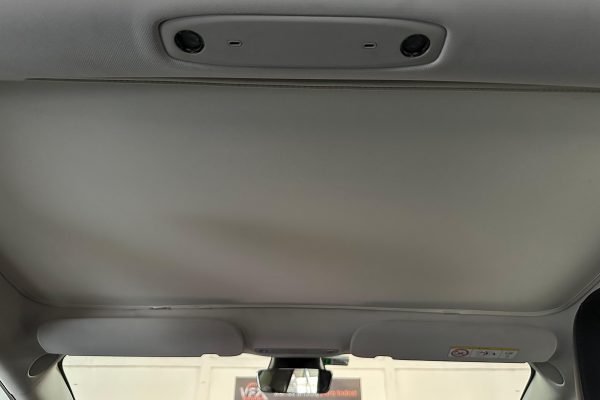 TESLA MODEL 3 LONG RANGE-34