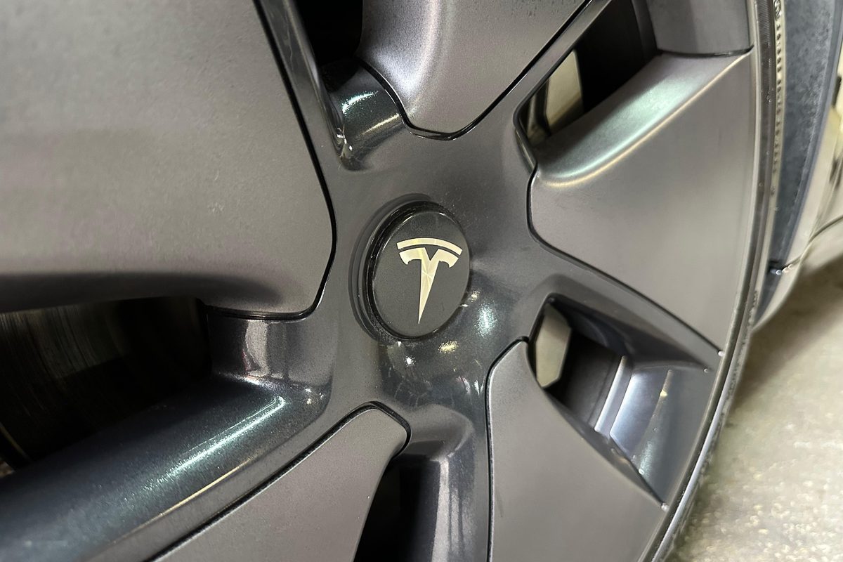 TESLA MODEL 3 LONG RANGE-35