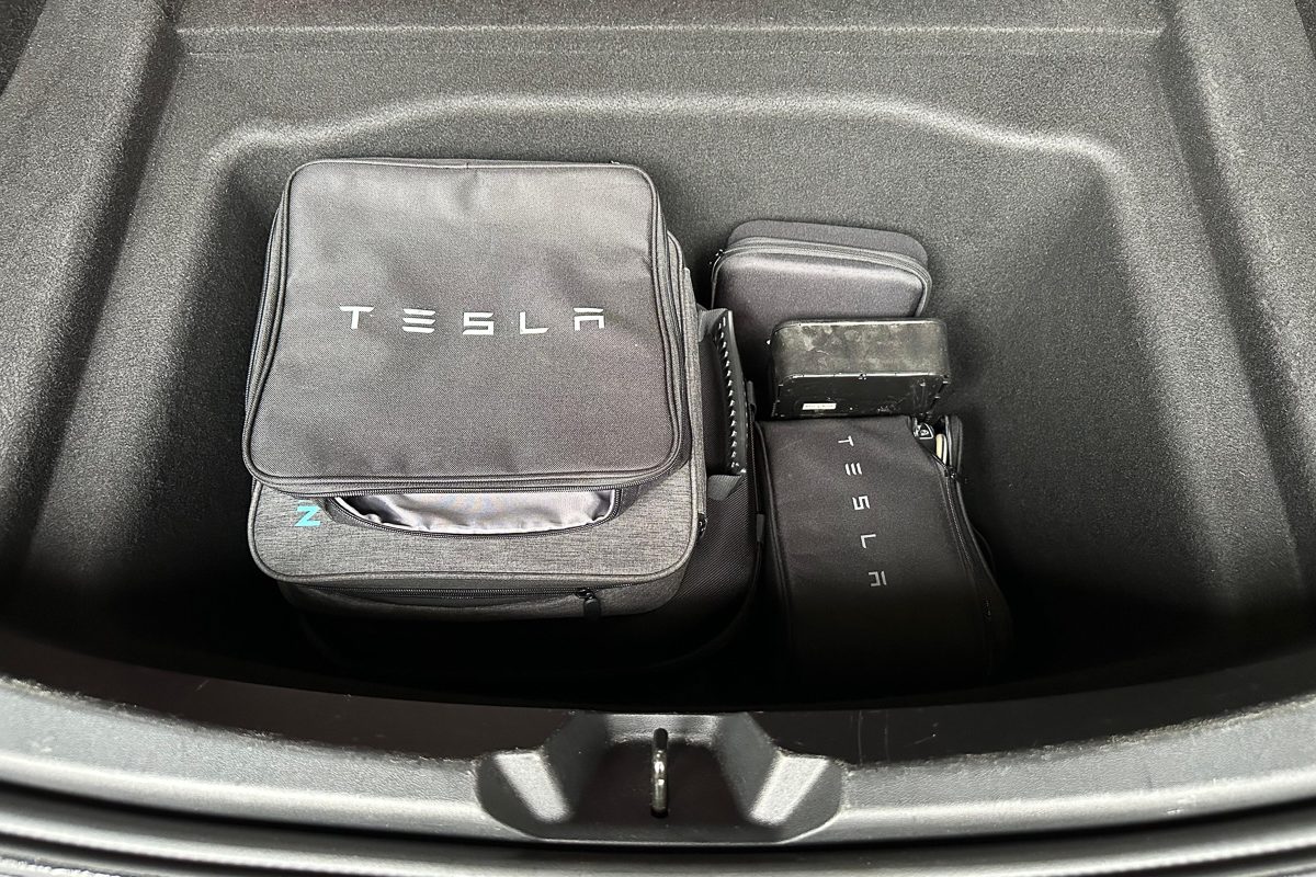 TESLA MODEL 3 LONG RANGE-37