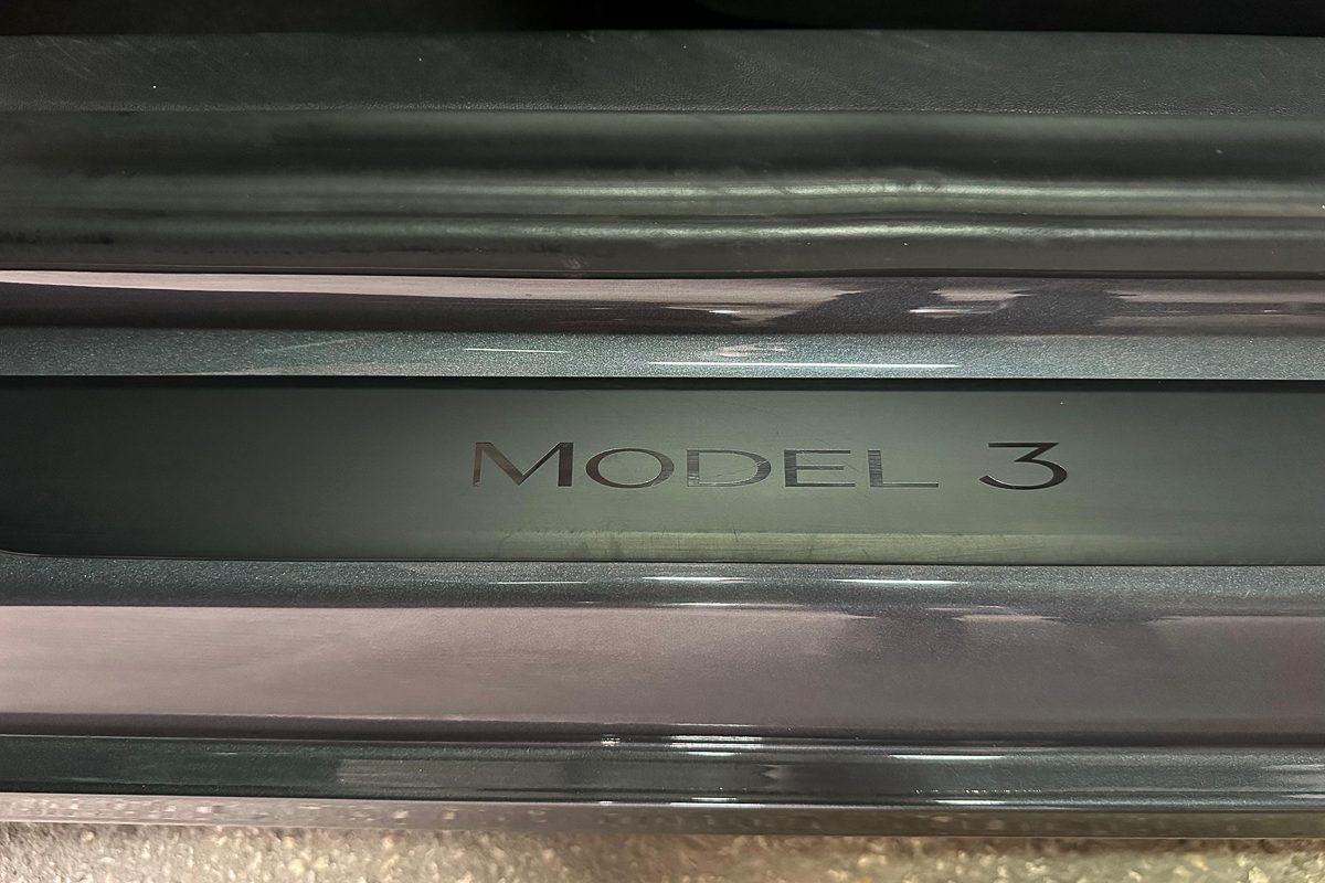 TESLA MODEL 3 LONG RANGE-44