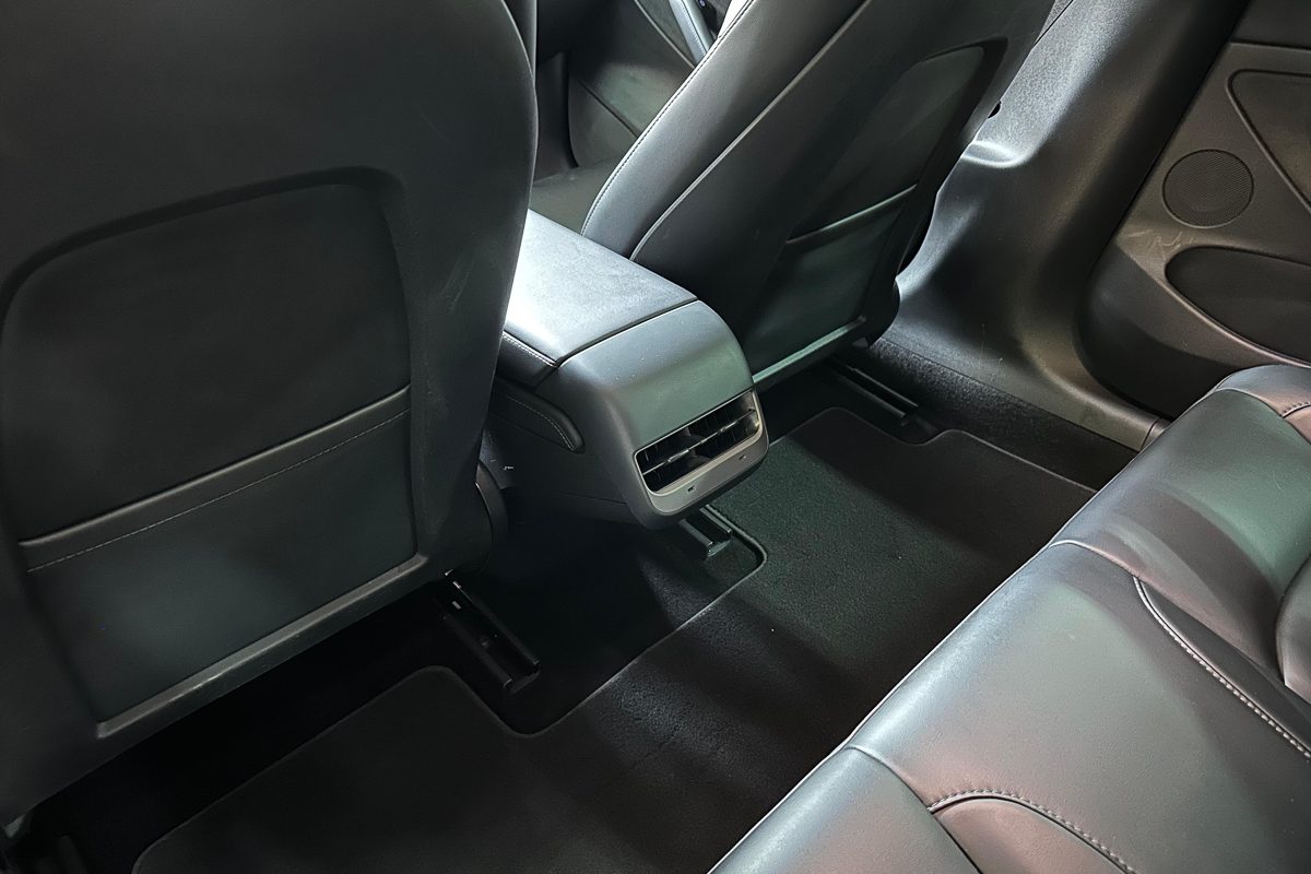 TESLA MODEL 3 LONG RANGE-45