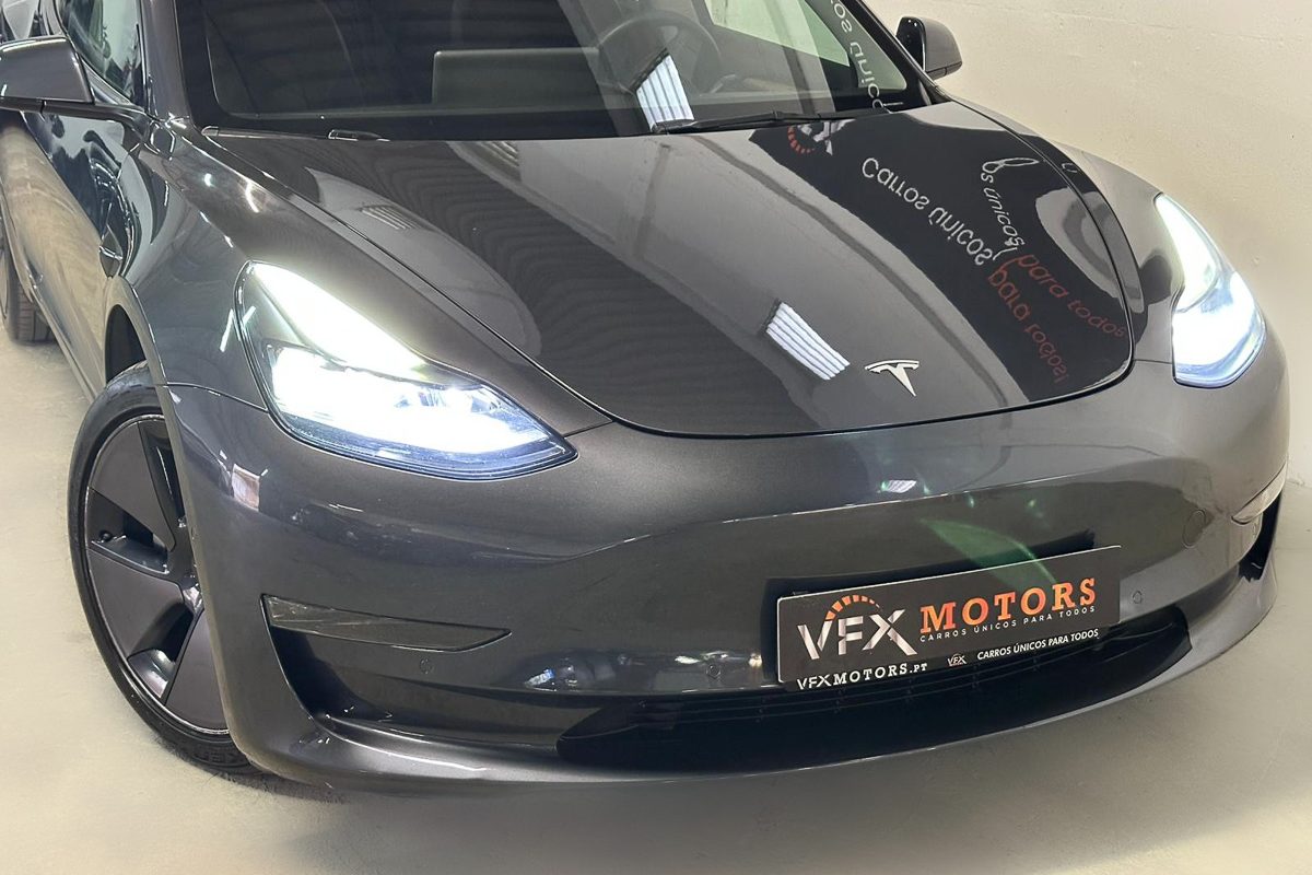 TESLA MODEL 3 LONG RANGE-5