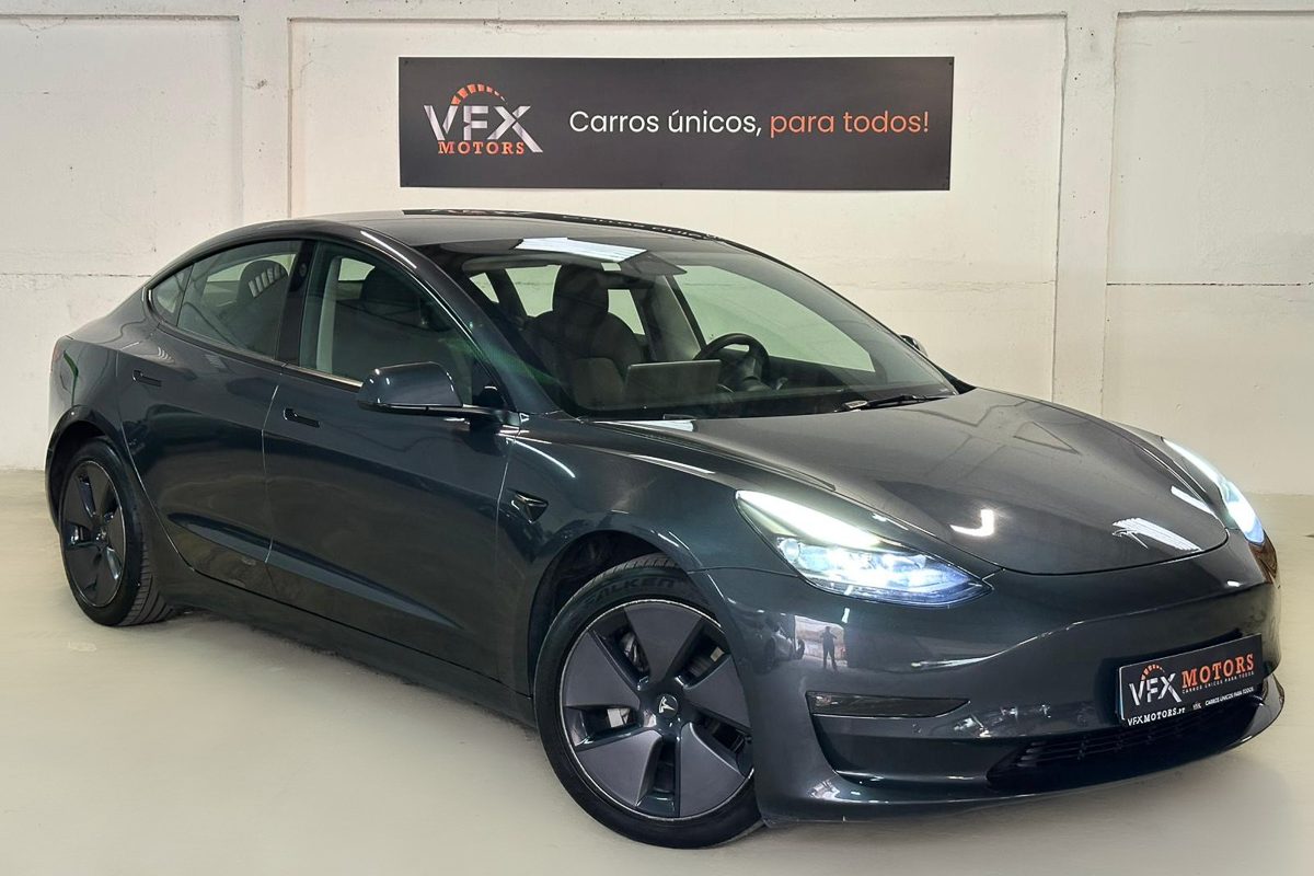 TESLA MODEL 3 LONG RANGE-6