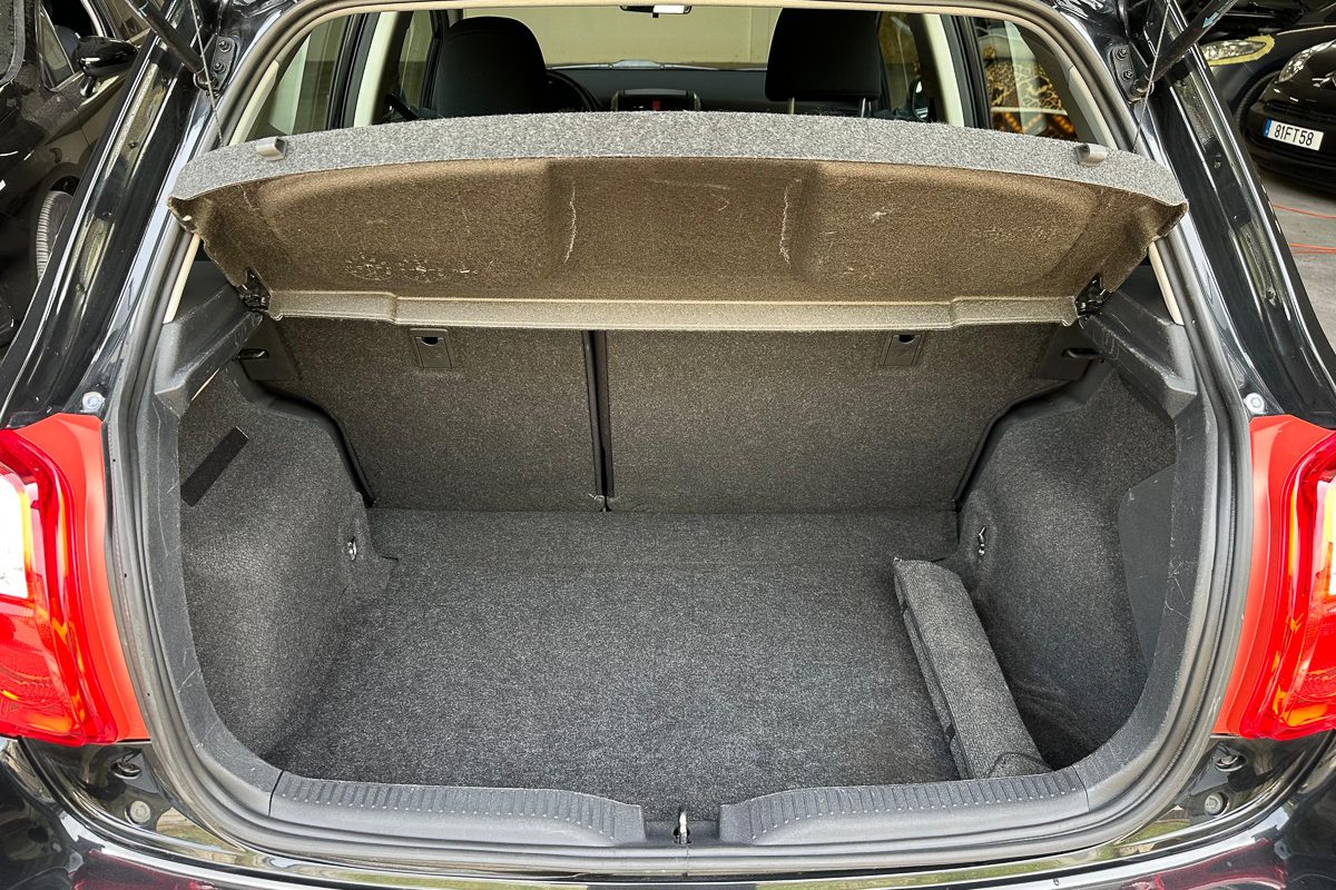 Toyota Auris 02-MP-00-14