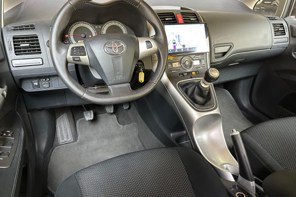 Toyota Auris 02-MP-00-24