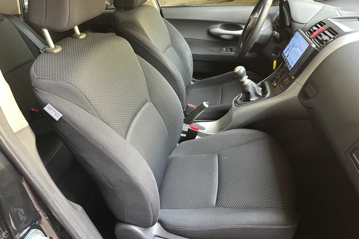 Toyota Auris 02-MP-00-33