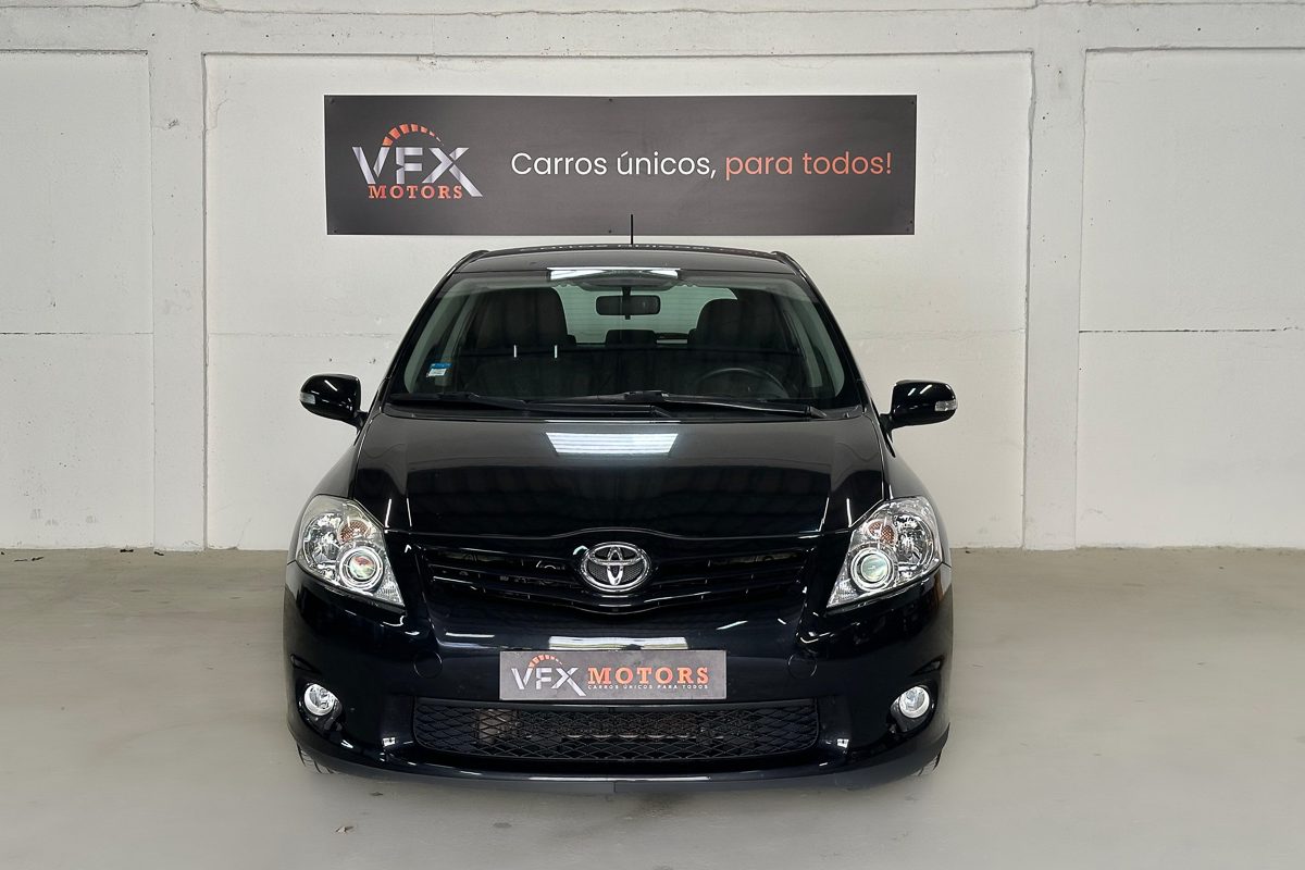 Toyota Auris 02-MP-00