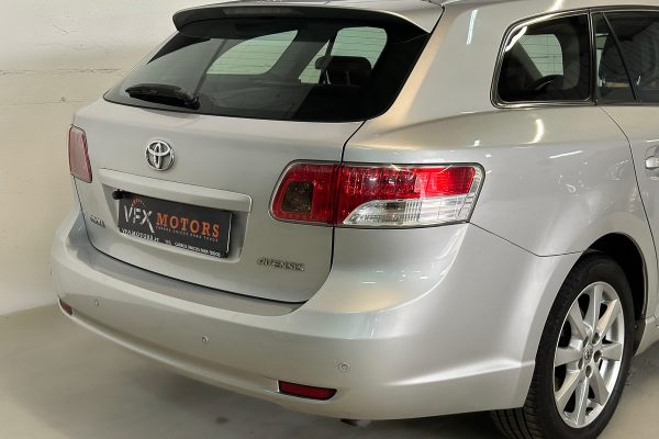 Toyota Avensis 35-IZ-76-16