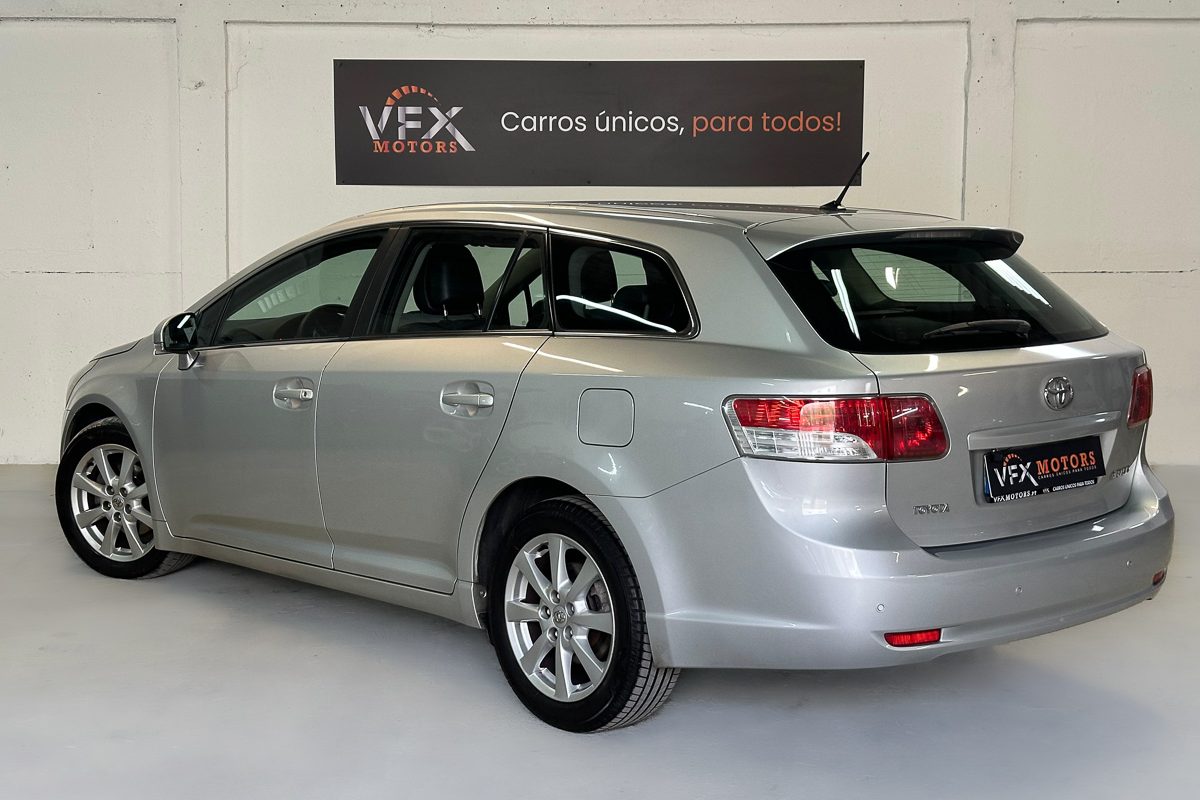 Toyota Avensis 35-IZ-76