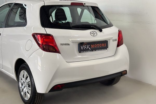 Toyota Yaris 47-VJ-54-22