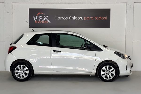 Toyota Yaris 47-VJ-54-27