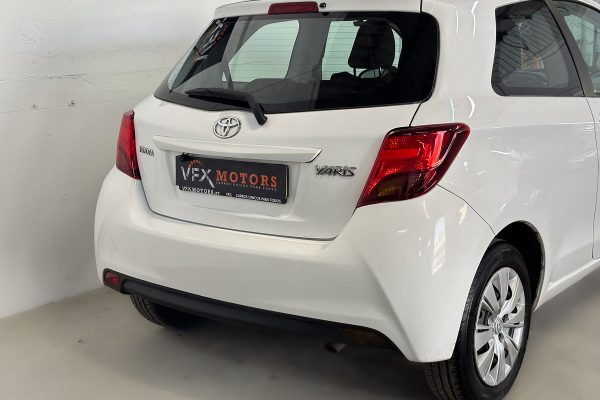 Toyota Yaris 47-VJ-54-29