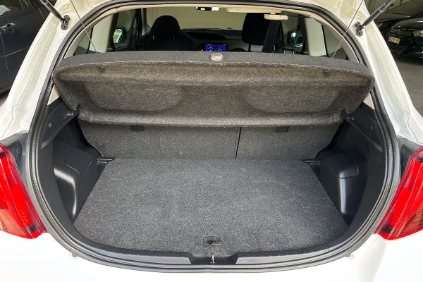 Toyota Yaris 47-VJ-54-5