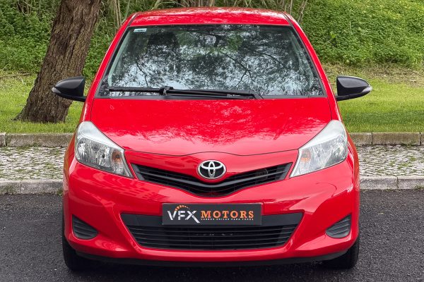 Toyota Yaris BP-30-DG_-19