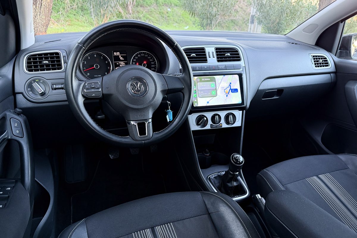 VW POLO 78-NO-28-21