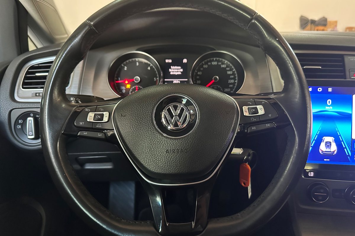 Vw Golf VI 76-NZ-10_-24