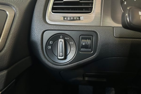 Vw Golf VI 76-NZ-10_-26