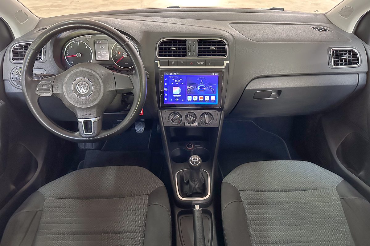 Vw Polo 80-JT-70-28