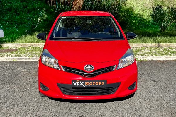 YARIS_-6