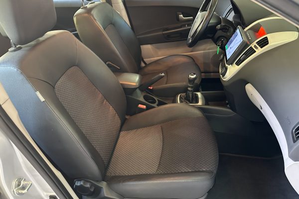 kia ceed 21-EG-65-12