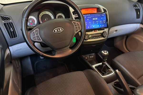 kia ceed 21-EG-65-2