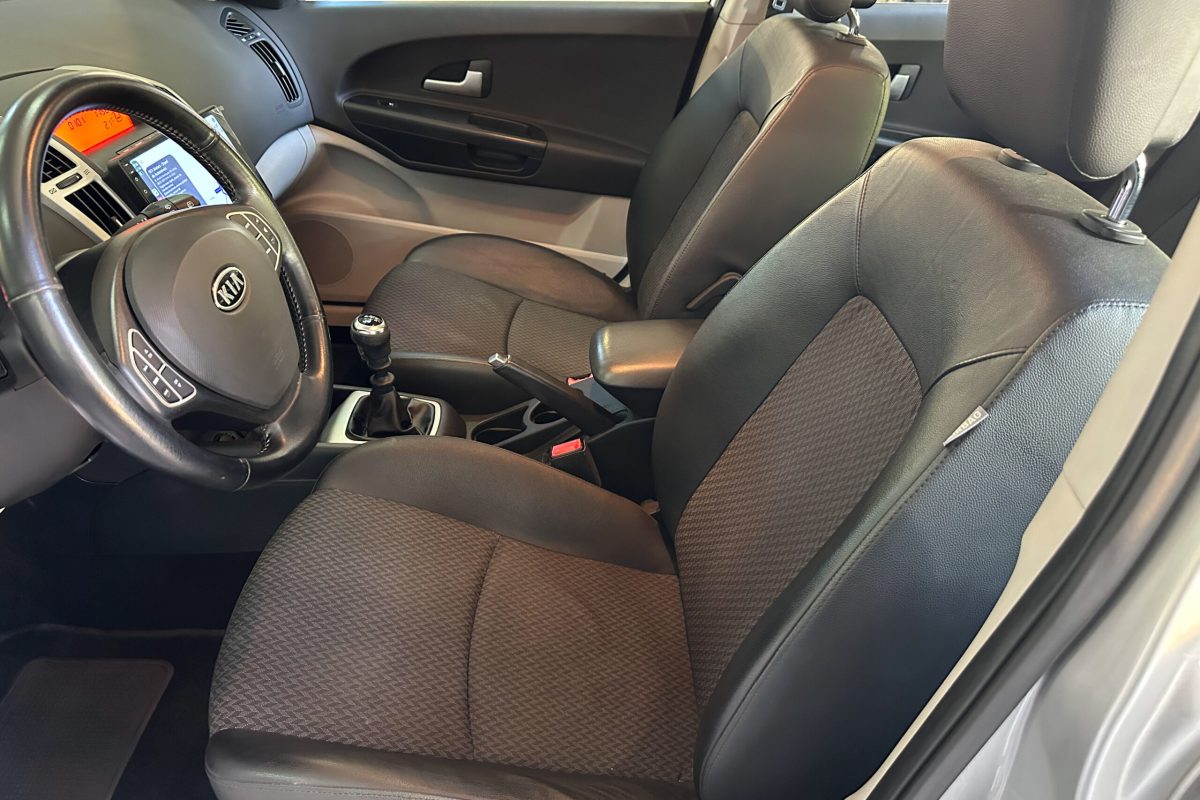 kia ceed 21-EG-65-8