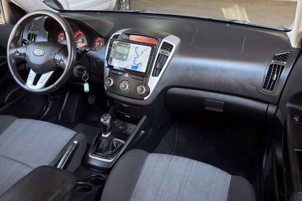 kia ceed 89-LV-01-24