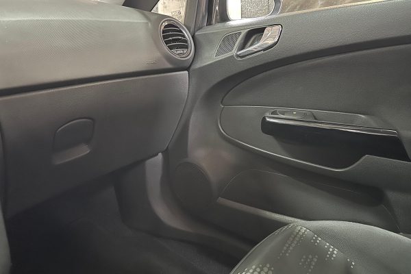 opel corsa 48-OS-34-18