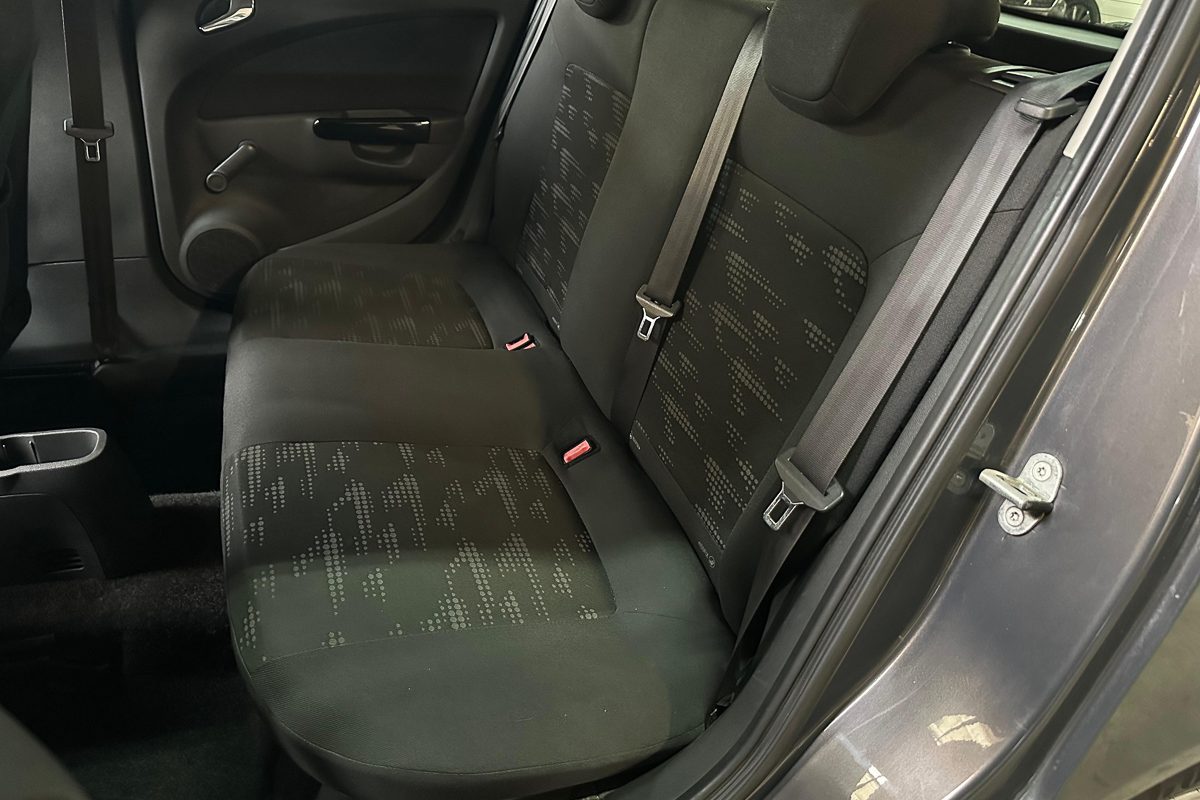 opel corsa 48-OS-34-30