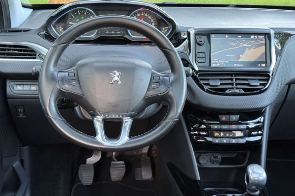 peugeot 2008 1.2 130cv-14