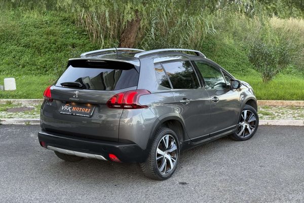 peugeot 2008 1.2 130cv-17
