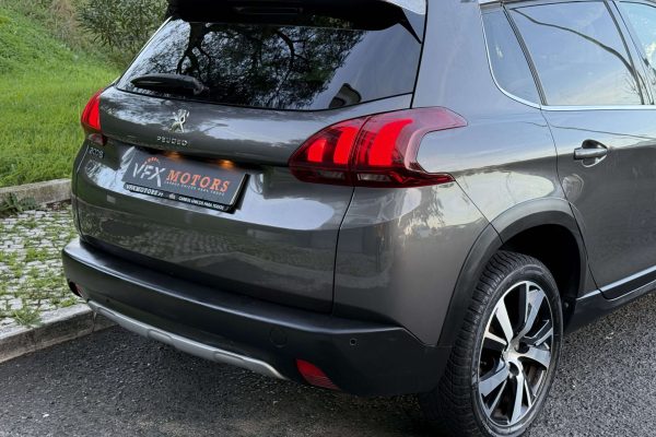 peugeot 2008 1.2 130cv-18